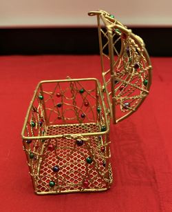 Gold Wire & Beaded Small Decorative Chest 