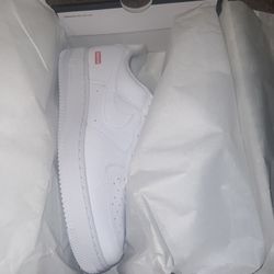 Supreme X Nike Air Force 1s White 