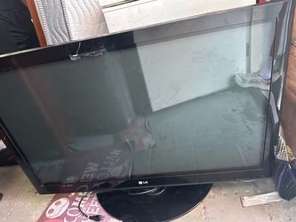 LG Flat Screen TV with Stand