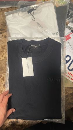 Essentials Black Tee