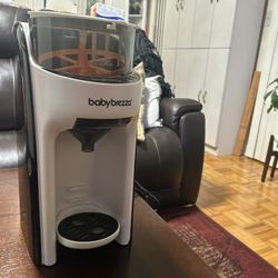 Baby Brezza 