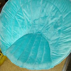 Folding Saucer Chair Pickup Only Cash 