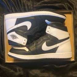 Jordan 1 High Black/White Size 11