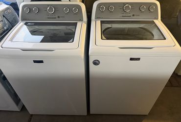MAYTAG- BEAUTIFUL SET WASHER AND DRYER GAS IN EXCELLENT