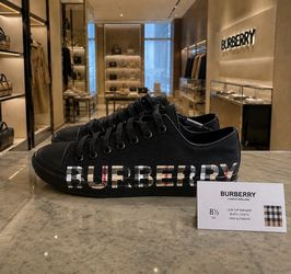 Authentic Burberry shoes   81/2