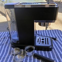 Expresso Maker Excellent Condition