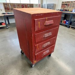 Vintage Solid Wooden 4 Drawer Rolling Garage Shop Storage Chest! Study. 20x20x34in