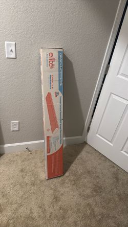 Florescent Light Fixture