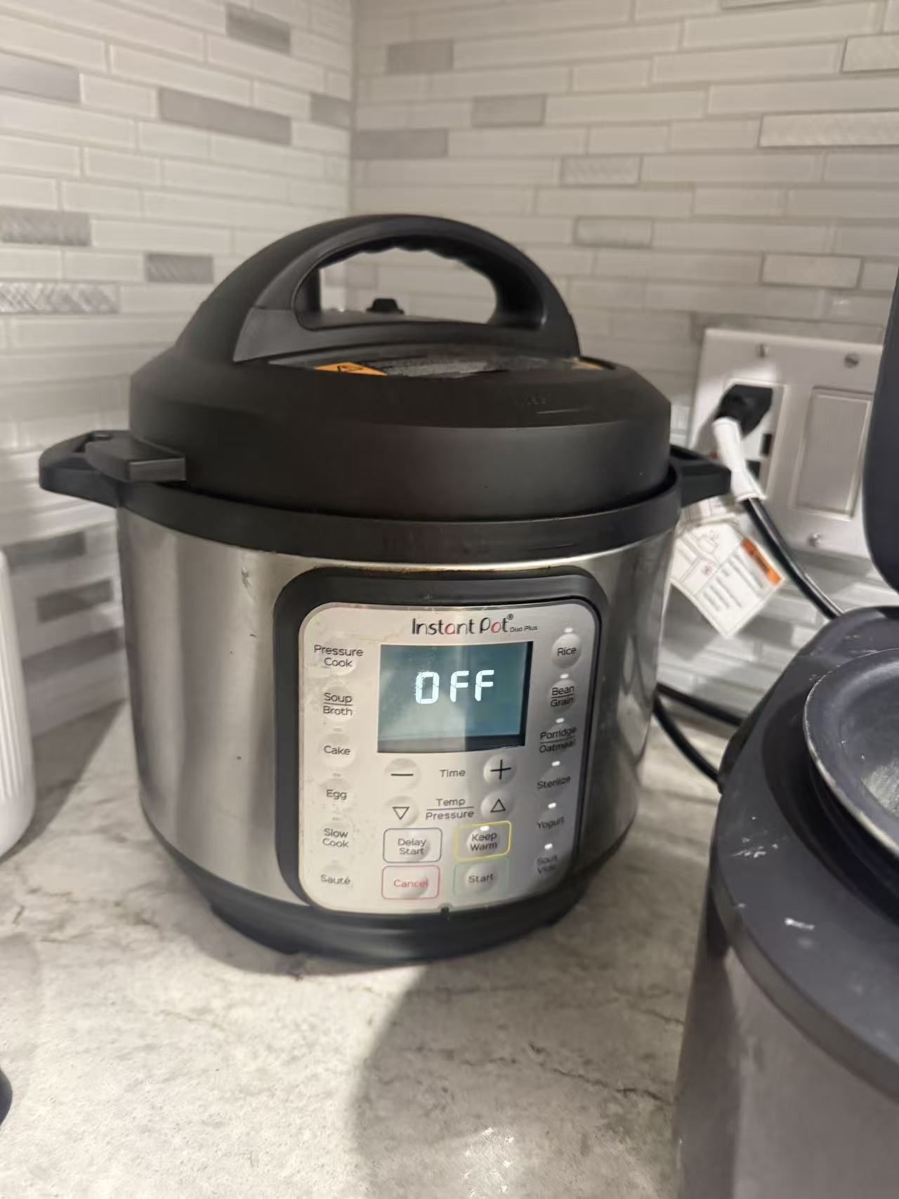 3 qt. Stainless Steel/Black Duo Plus Mini Electric Multi-Use Pressure Cooker