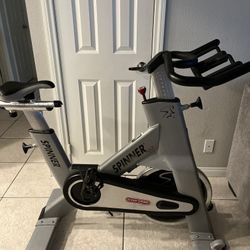 Spinner Star Trac NXT Indoor Spin Bike 