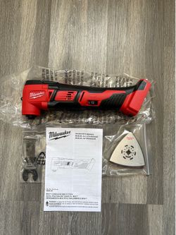 Milwaukee M-18 Cordless Multi-Tool. 2626-20 Tool Only