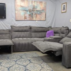 🛋️💥 5 Pieces Electric Recliner With USB Ports💥 Free Delivery And Financing Available!