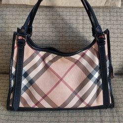 BURBERRY Purse, Medium Size, $350