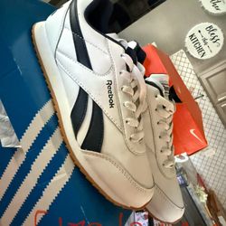 Reebok Size 6 Men Worn Once 