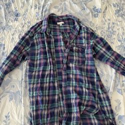 Feminine Flannel Button Down - super soft. size medium 