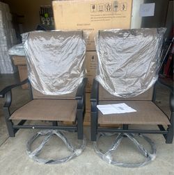New  in the box Set of 2 patio chairs