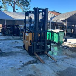 Forklift