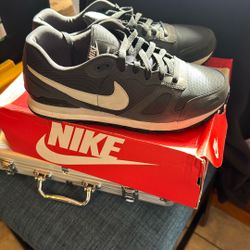 Nike Waffle Trainer Men’s Size 10