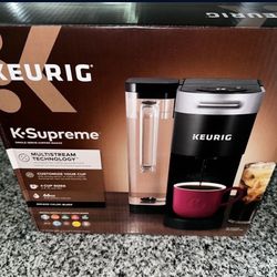 Keurig K-Supreme SMART Black, 4 Brew Sizes, Single Serve Coffee Maker