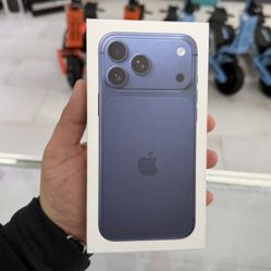 iPhone 17 Pro Max Unlocked 256GB! Finance For $50 Down Payment!!