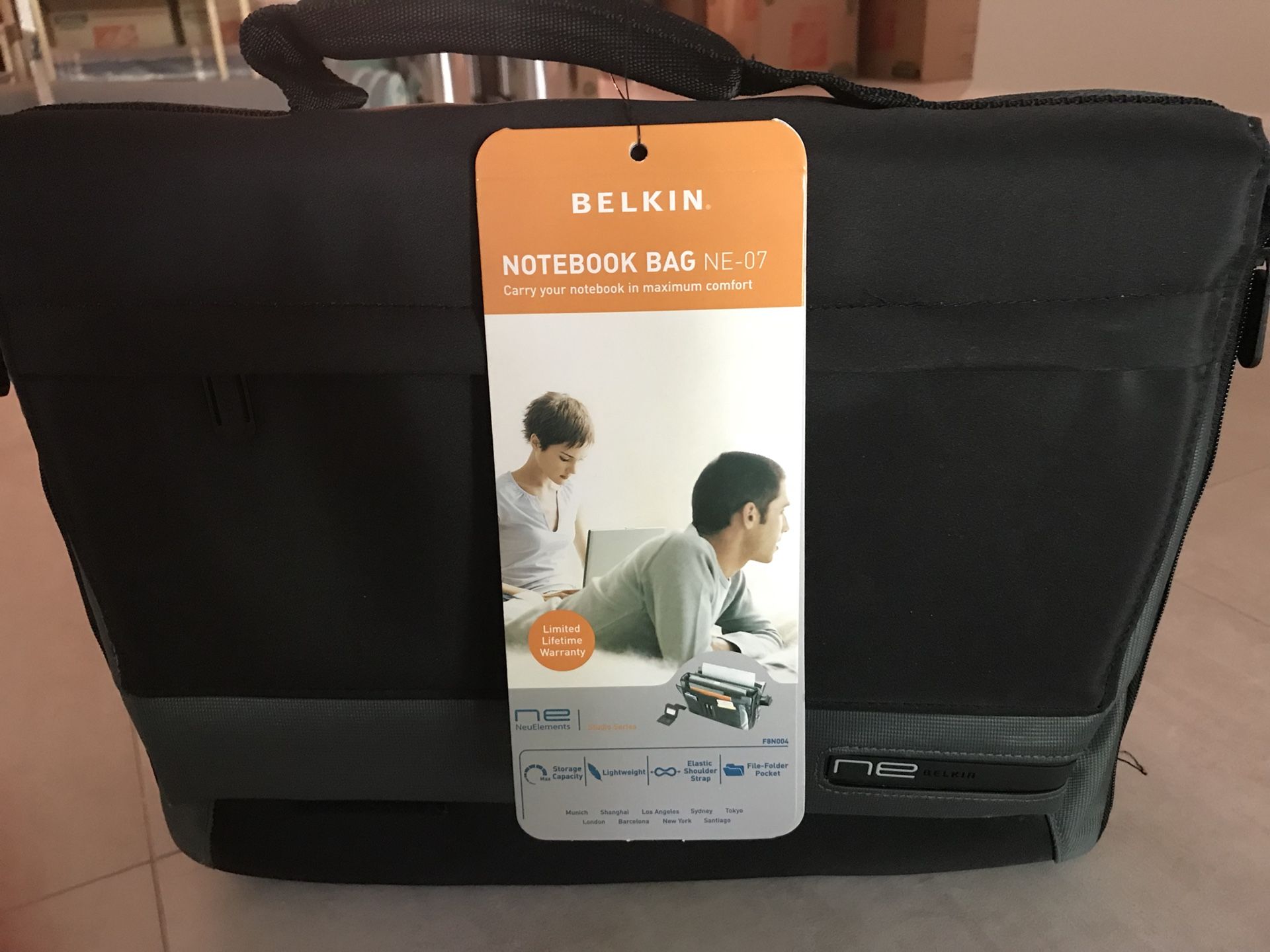 Belkin notebook bag NE-07 NEW never used with tags