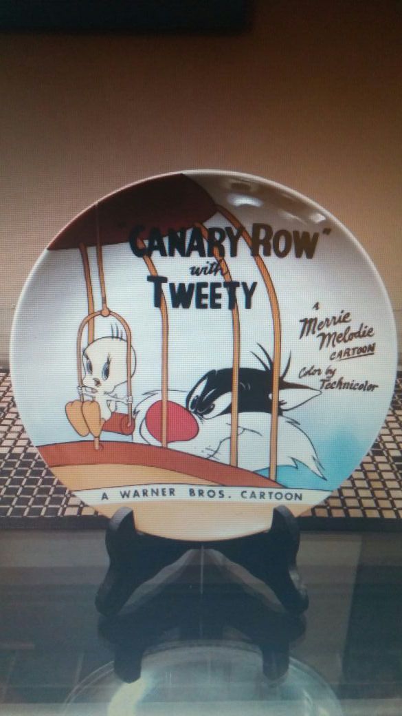 Looney Tunes Canary Row Collector Plate