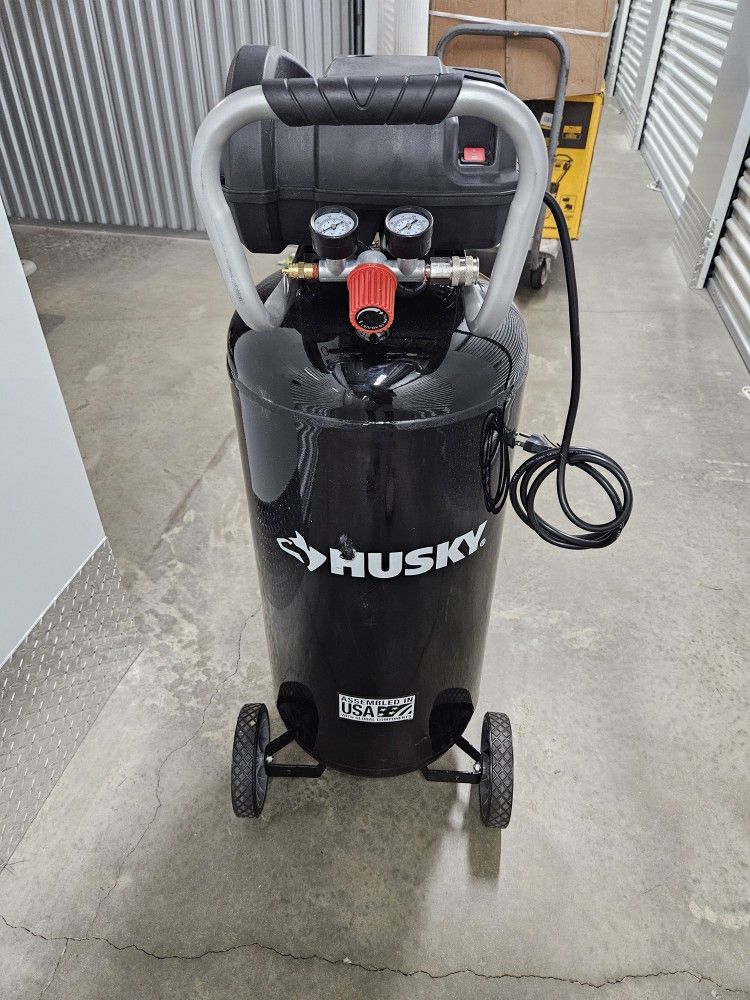 Husky 20 Gallons Compressor