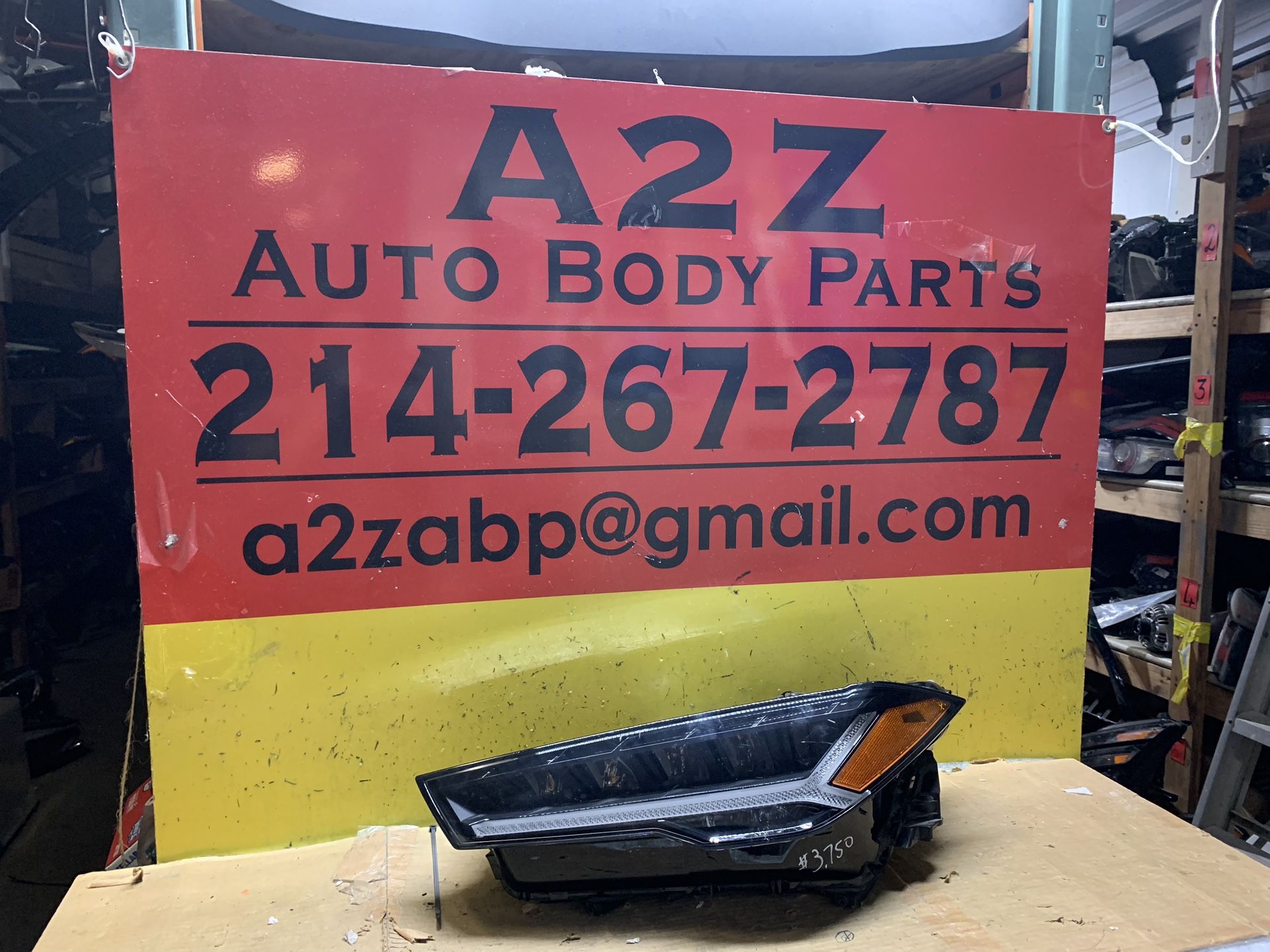 LAMBORGHINI URUS 2019-3023 LH HEADLIGHT OEM