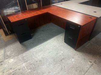 OFFICE/HOME DESK L-SHAPE DESK