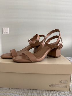 Women’s neutral heel-size 7