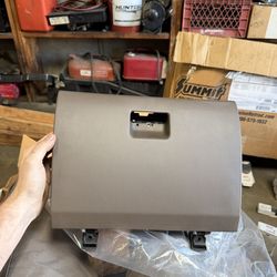 98-04 Tacoma glove box