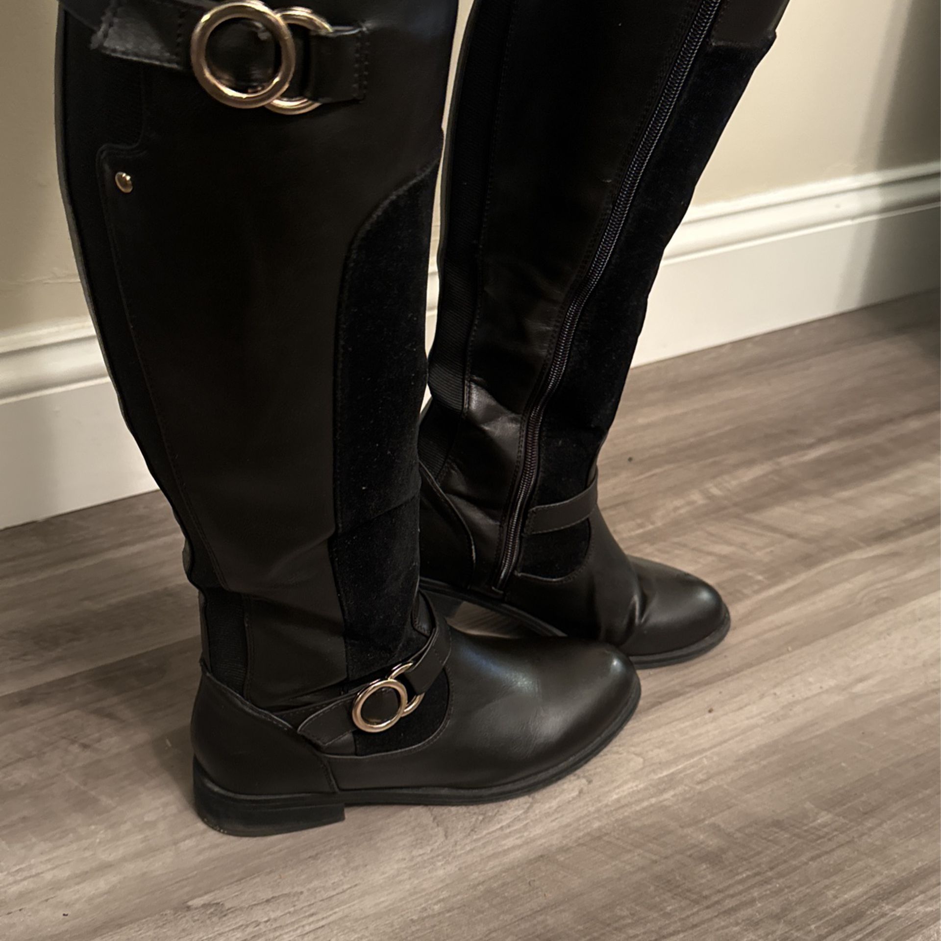 Women’s Boots - Mid-calf - Size 7.5
