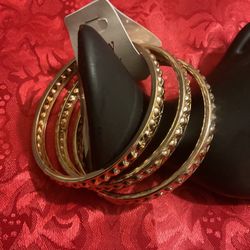 Gold 3 Piece Bangle Bracelet Set…made By Daisy Accessory