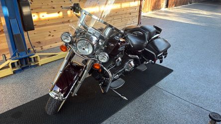 Harley Davidson Rd., King classic