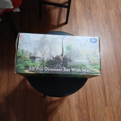 Toy Velt 50 Pcs Dinosaur Set With Mat