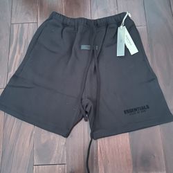 Essentials Short
