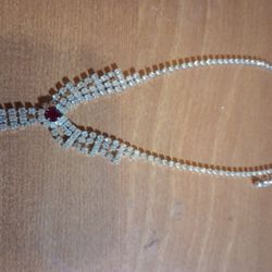 Rhinestone Fashion Necklace NWOT 