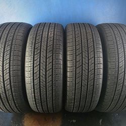 235 60 18 SET (4) (S108) KUMHO CRUGEN HP71   90% TREAD 