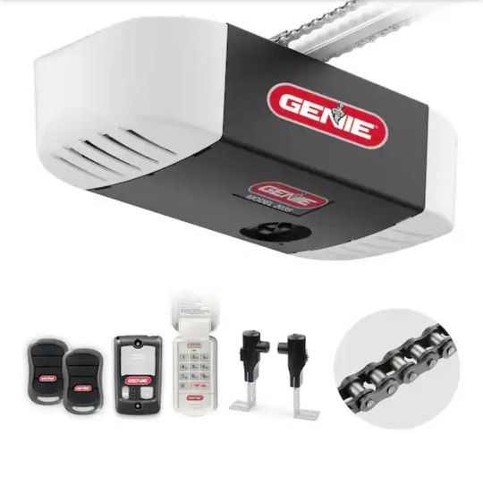 GenieChain Drive 550 1/2 HPc Durable Chain Garage Door Opener with Wireless Keypad