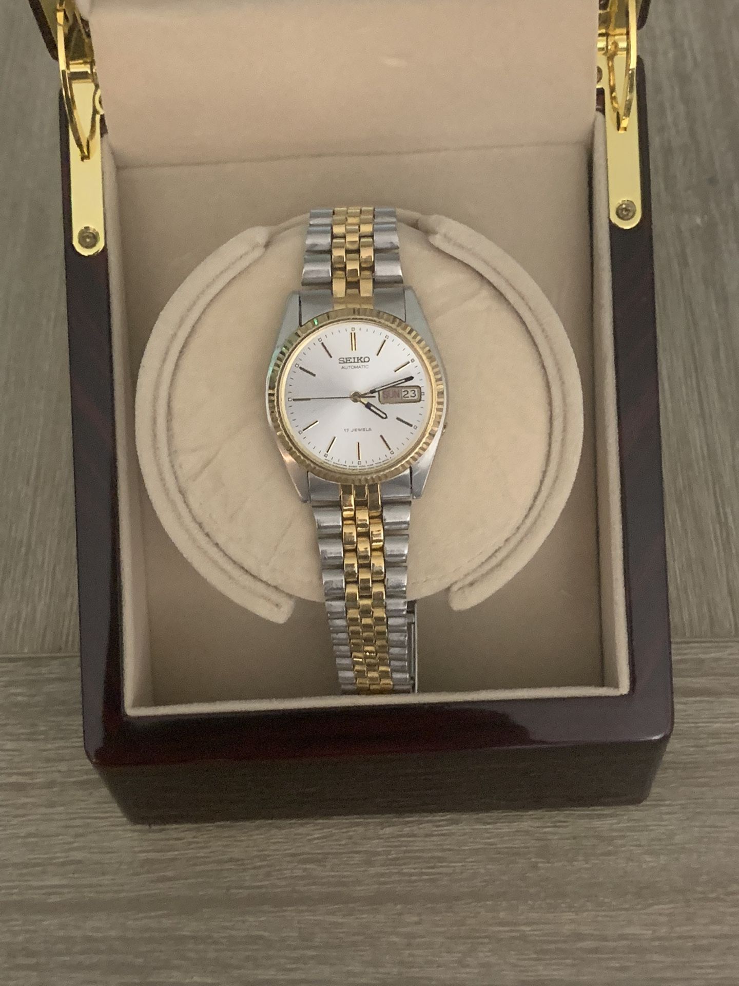 Vintage 1970's Seiko Automatic Two Tone Gold/Silver Watch