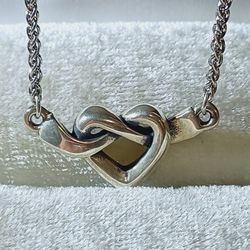 Vintage Retired James Avery Sterling Silver Love Knot Heart Necklace 