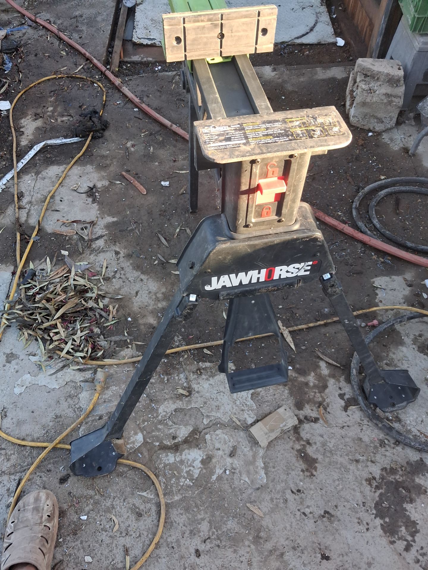 Rockwell jawhorse