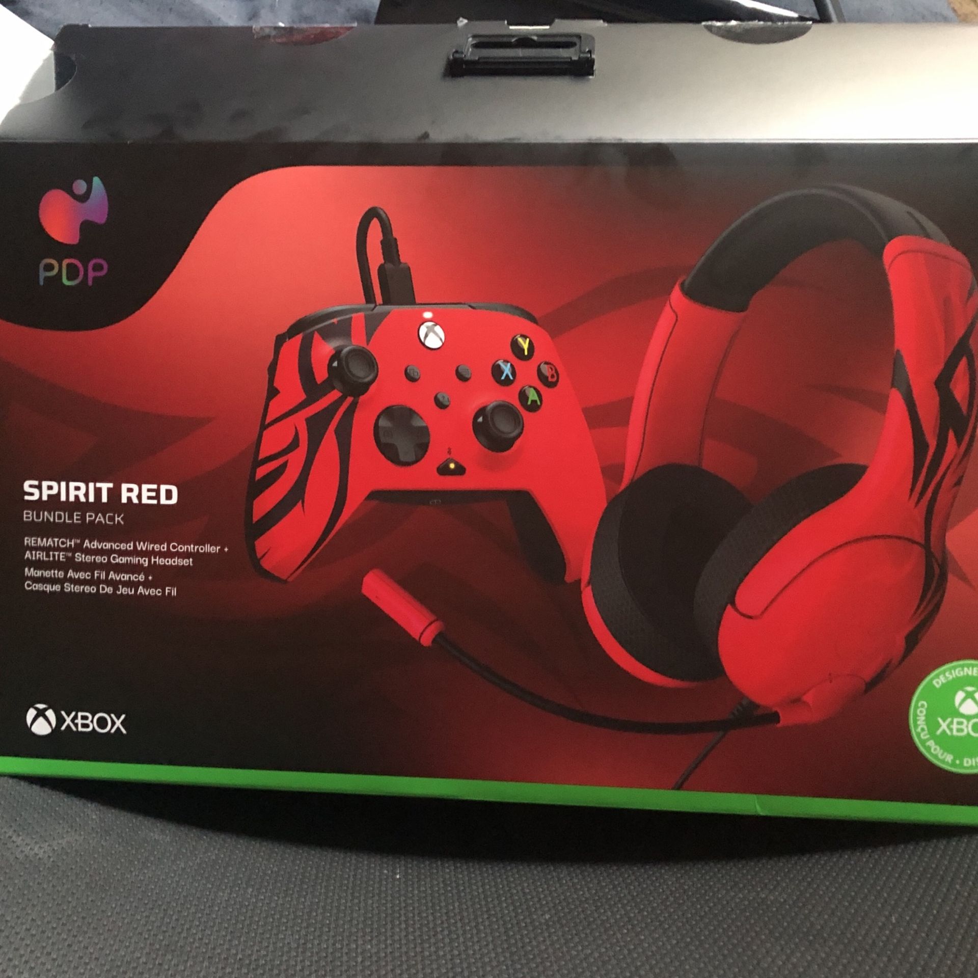 brand new never used pdp red and black xbox controller