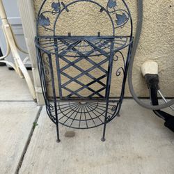Plant Stand