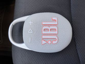 JBL Clip 5