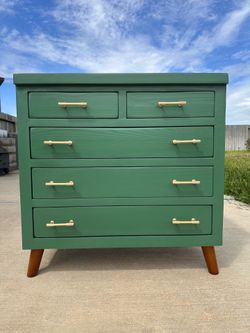 Refurbished 5 Drawer Wooden Dresser