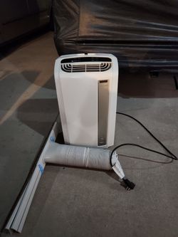 Portable Ac With Hose/ Window Kit / blows ice cold air fast/ can test before buying