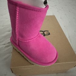 Toddler Uggs Size 6 