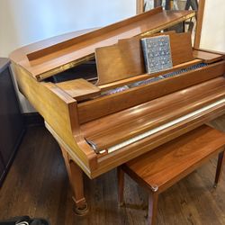 1968 Kawai 5'1" No. 350 Grand Piano | Satin Walnut 