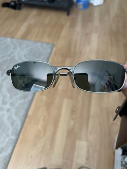 Ray bans rb3162 sleek Original. Used In Great Condition.